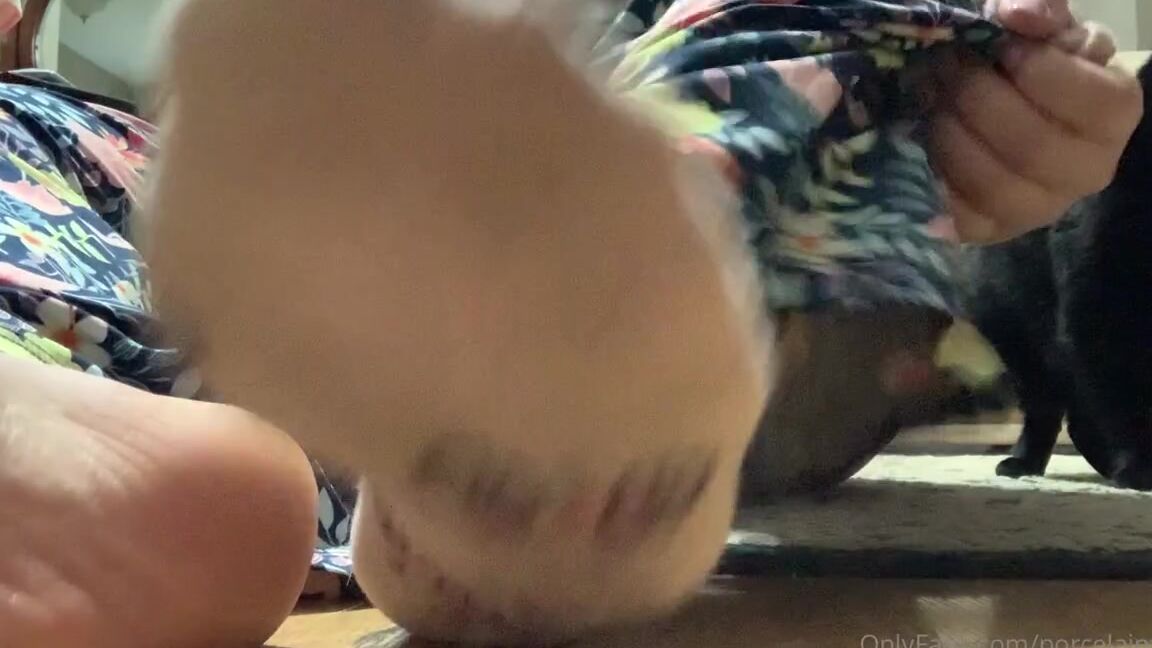 Porcelain Goddess Aka Porcelainfeets Onlyfans Dirty Sock Removal I Miss These Socks Already I Hope They Like Their New Home