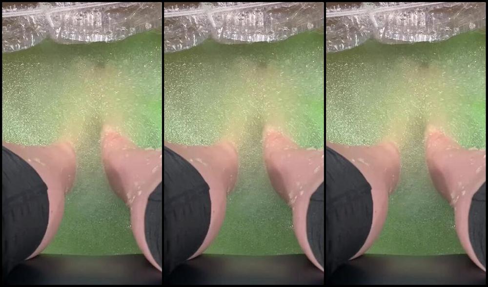 Anushkavelvet Onlyfans Just My Nude Toes Playing In This Slime Stuff They Have At The Salon That Makes My Skin Softer