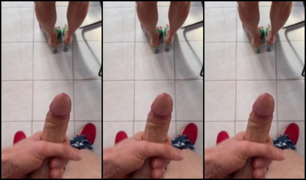 Elisa Dreams Nicknamed Elisadreams 11 18 2024 Onlyfans Video This Morning I Was Once Again Too Nice To The Cuckold Letting Him Fuck Me After