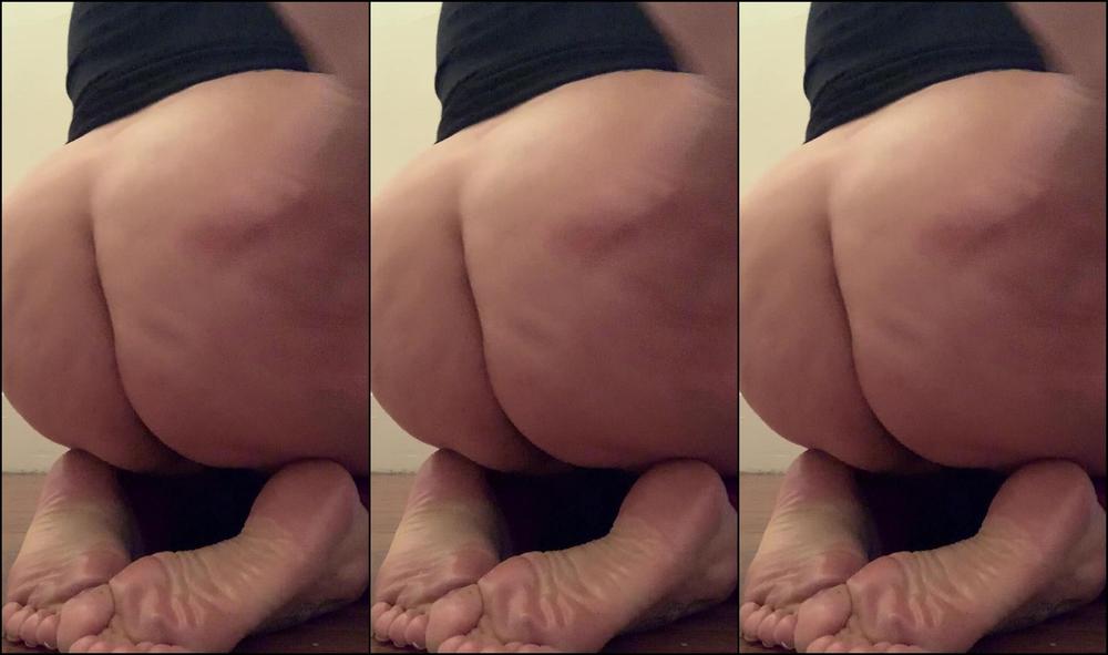 Goddessmonica W Booty And Wrinkled Soles Joi Per Your Request