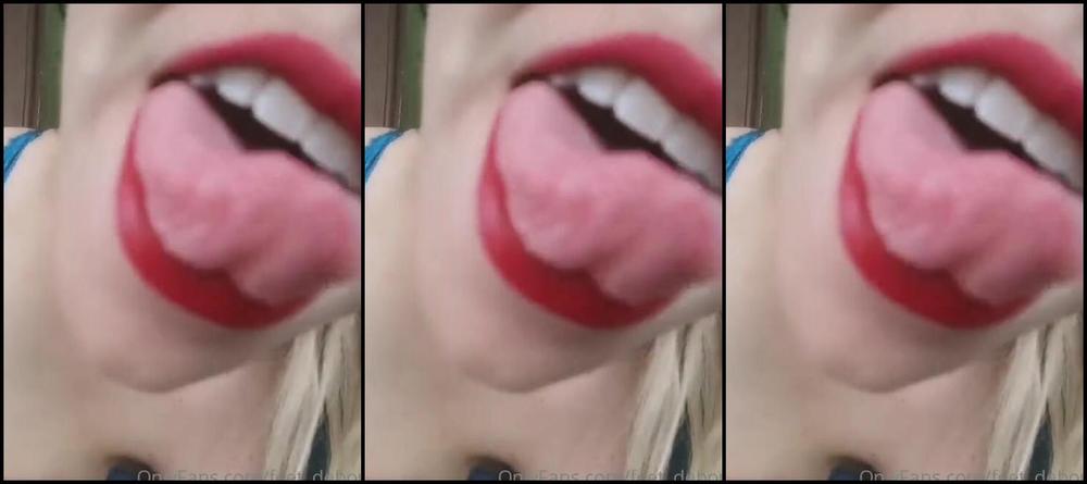 Giantess Debora Nicknamed Giantess Debora Onlyfans Estoy Con Mucha Hambre Alguien Quiere Ser Mi Bocadillovivir Dentro De Este Hermoso Cuerpo Y Desliza