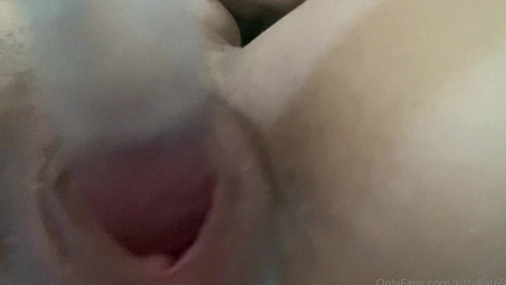 Kittykat6969Xx 2687782479 11 20 2022 I Woke Up Horny Thinking Of You Baby I Just Need You Inside Me