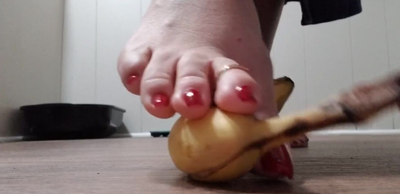 Loveher Toes Nicknamed Loveher Toes Onlyfans I Cant Find Our Message Hopefully Youll See This