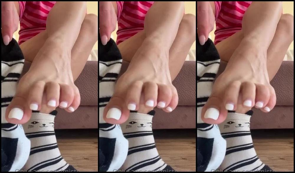 Mistresanna Onlyfans Time To Worship My Feet And Socks