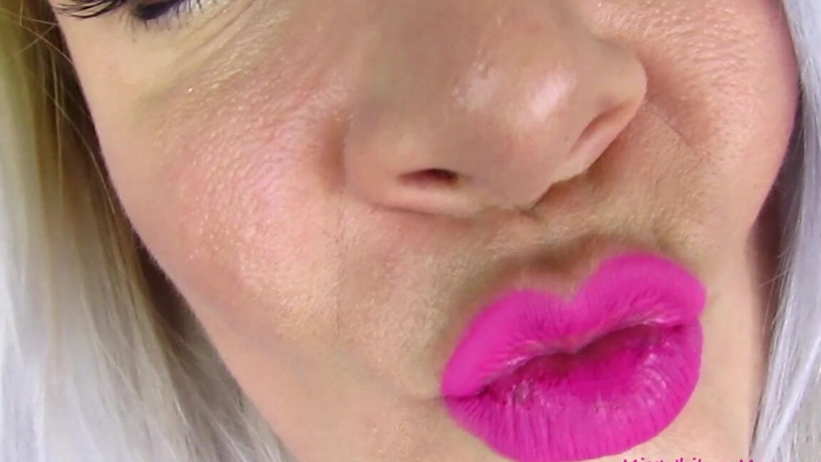 Misswhitneymorgan Whitney Morgan Plump Pink Lipstick Kiss