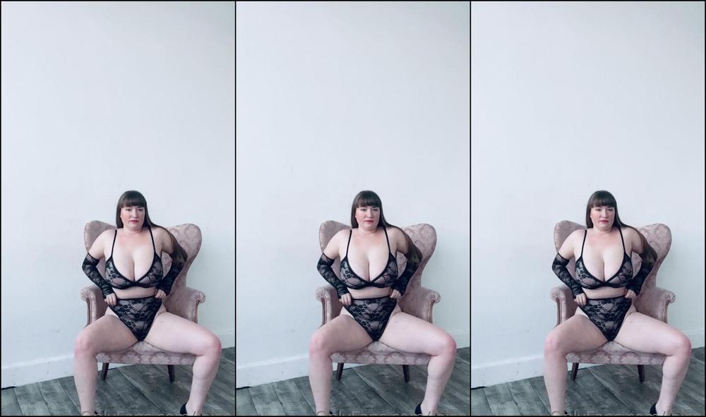 Loisplz Working My Chair Magic