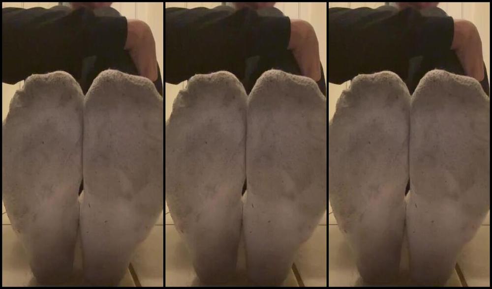 Brooketootsies Nicknamed Brooketootsies 10 18 2024 Onlyfans Video Removing My Socks After A Workout
