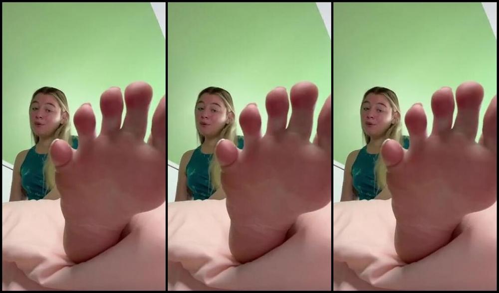 Goddessophelia Onlyfans Get On Your Knees And Worship Goddess S Feet This Morning