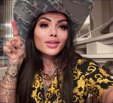 Mistress Desideria Godiva Nicknamed Padronagodiva 12 19 2024 Onlyfans Video Video Di Ordinarie Corna Quotidiane