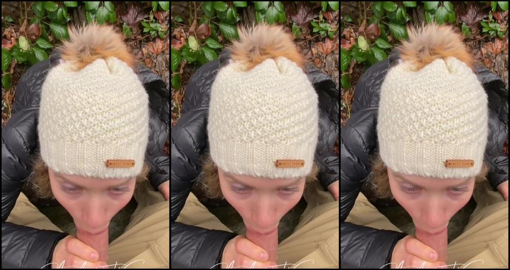 miamalkova-14-12-2019-104809329-found-a-private-spot-on-our-hike-so-we-shot-this-quick-scene