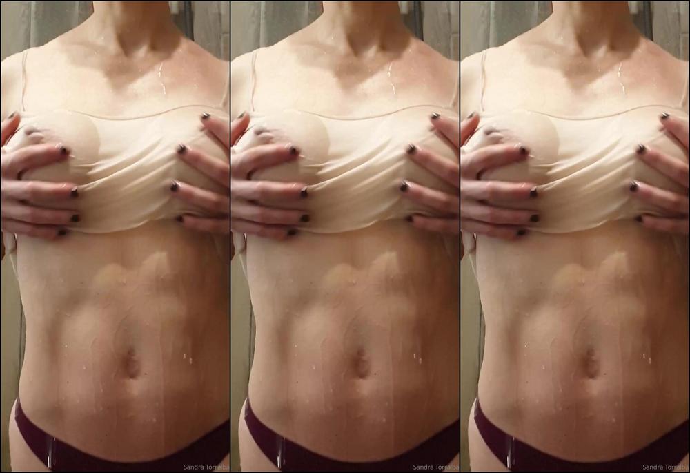 Sandratorralba This Video Is A Slow Brew Sit Peacefully On The Sofa And Let It Roll Caress Yourself Ge