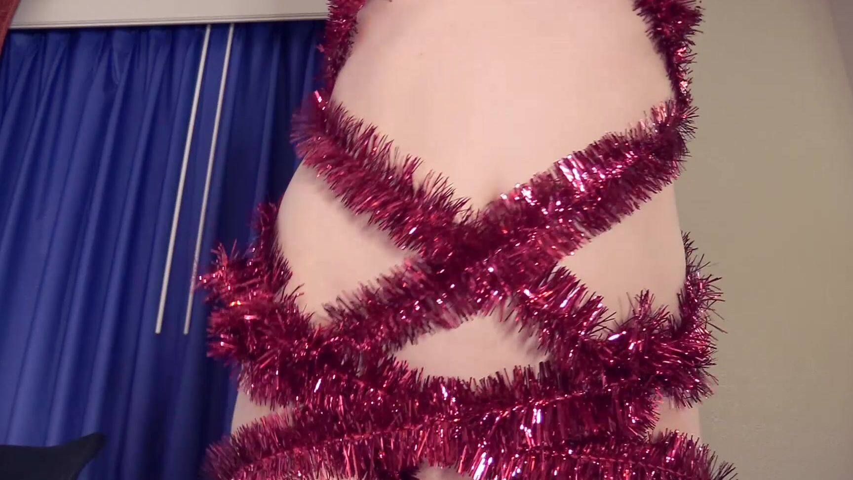 Bondage, Christmas, Orgasms, Petite, Solo Female lyra fae christmas reindeer games ManyVids