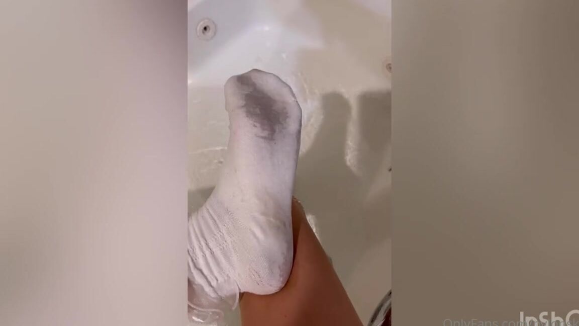 Nylonskitten Nicknamed Nylonskitten 03 28 2022 Onlyfans Video Wetlook By Request This Evening