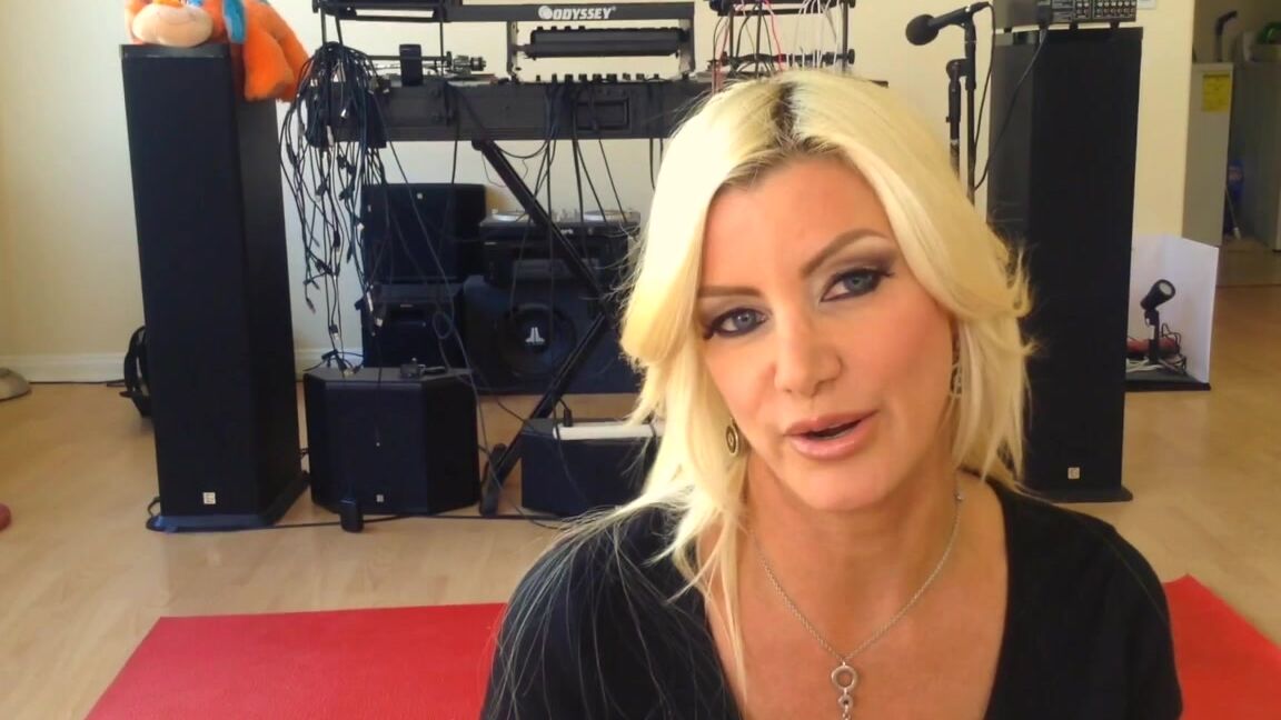 Blow Jobs,POV Blowjob,Amateur,Cum In Mouth,MILF brittany andrews brittanys tinder hookup 1 ManyVids