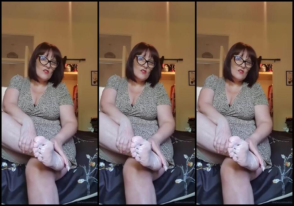 Miss B Nicknamed Missb52S Onlyfans 05 28 2021 Wishing It Was You Creaming My Feet Up