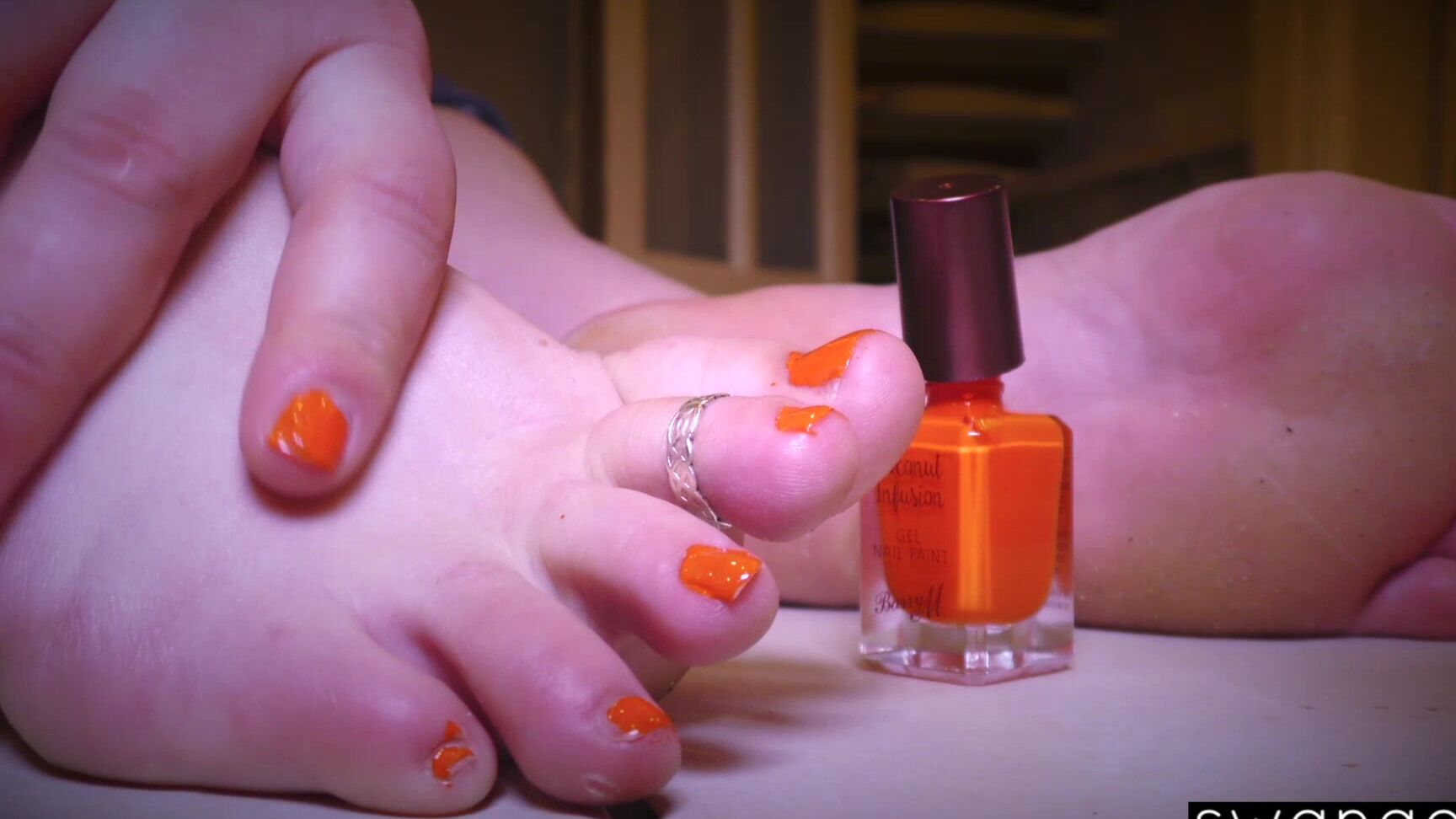 Jemstone Pornstar Polished Painted And Ready For Your Cum