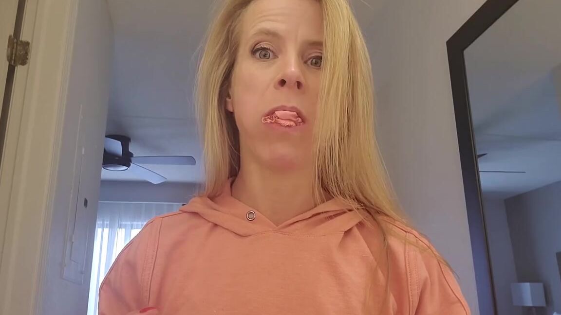 Claire Irons Nicknamed Claireirons Onlyfans I Was Entertaining Myself In My Hotel With A Bit Of Panty Stuffed Mouth And Stocking Otm Gag Testing