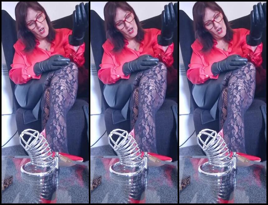 Miss B Nicknamed Missb52S Onlyfans 08 27 2024 Spanking Time