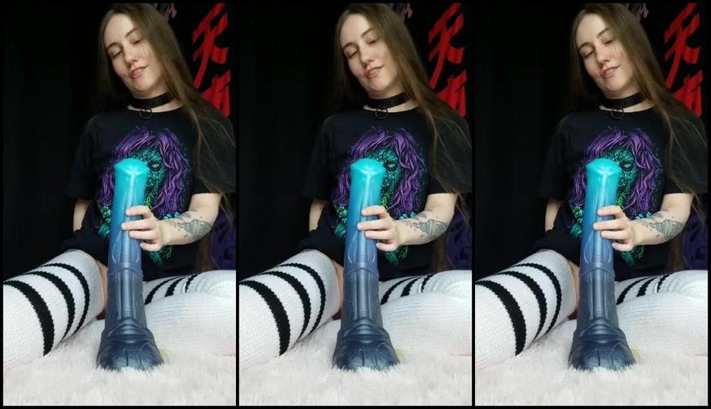 Lilijunex Onlyfans Show N Tell With A Couple New Toys I Got Last Weekp