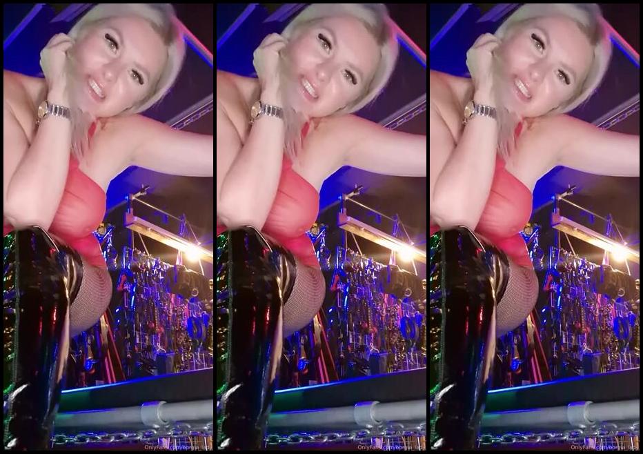 Lady Sara Borgia Onlyfans Youre Just My Servant A Little Worm You Dont Deserve To Be On My Level Do You Get Down On The