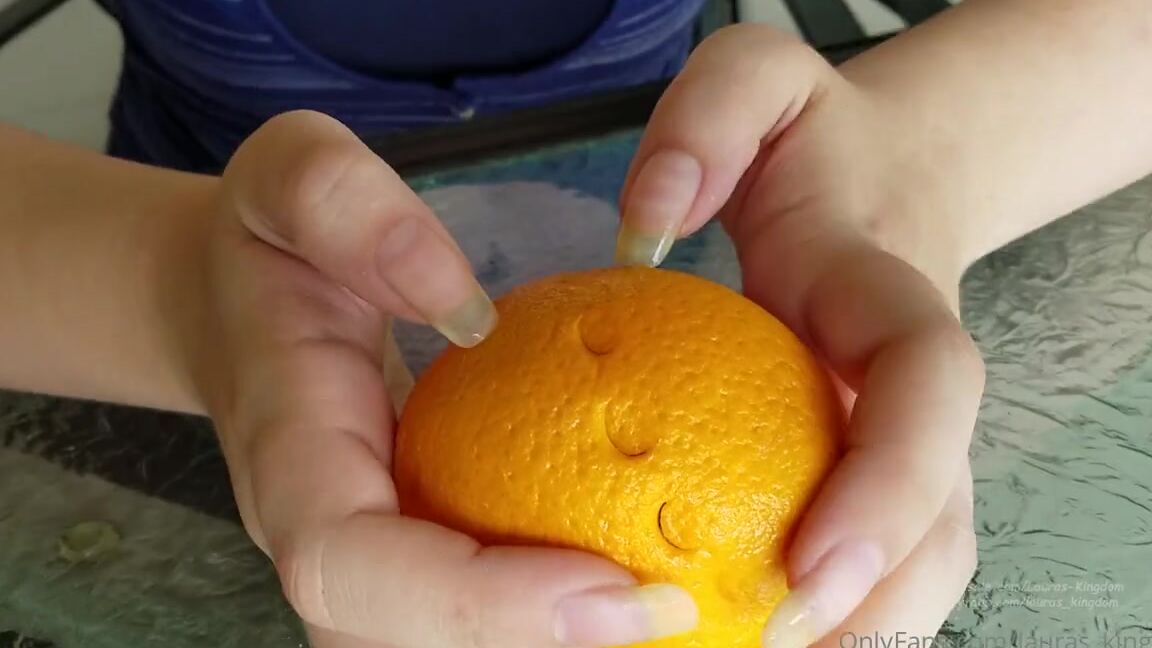 Lalalaura Nicknamed Lauras Kingdom 03 21 2024 Onlyfans Video Knicoles Orange Peel
