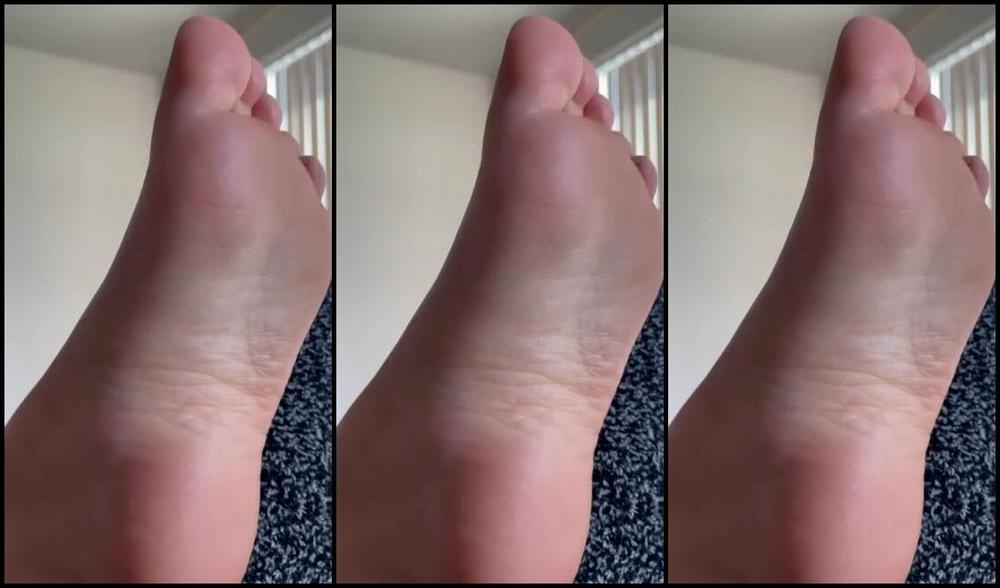 Sweetiestoes Aka Yourfeetsweetie Onlyfans Wiggling My Toes For You To Watch Stare Dallasfootmodelsent