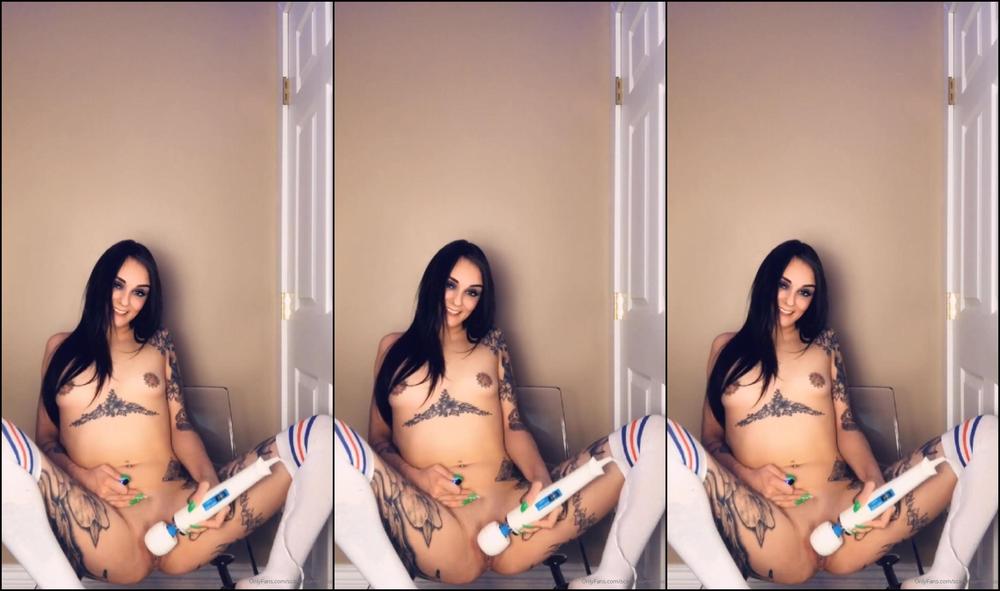 scarletsummerxx-19-03-2020-178966083-clear-chair-squirt-show-this-literally-looks-like-i-m-squirting-right-in-your-face-bab