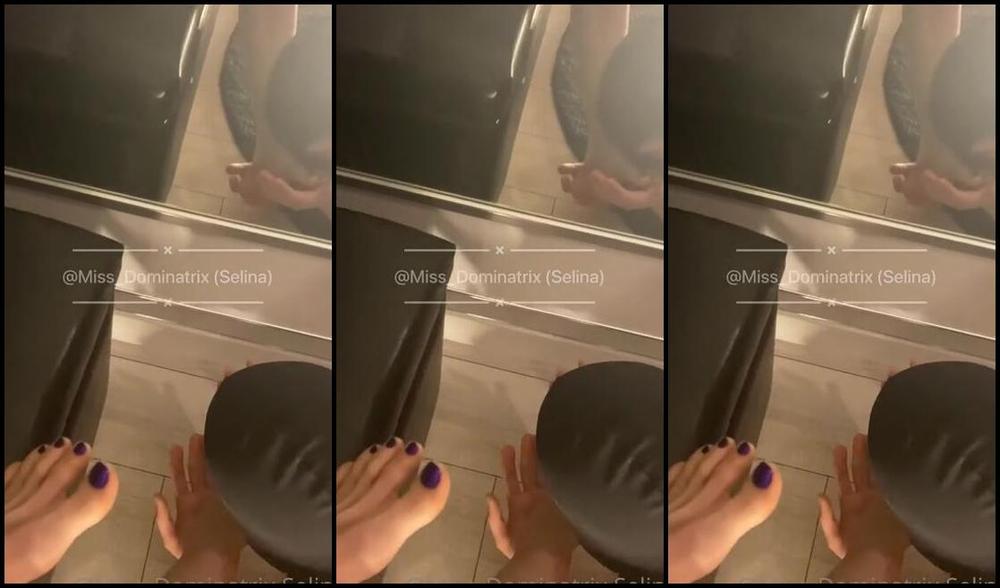 Dominatrix Selina Onlyfans Sakin Sakin Aklamalar Yaparken Grsel Len Sunuyorum Partner Mt0634P