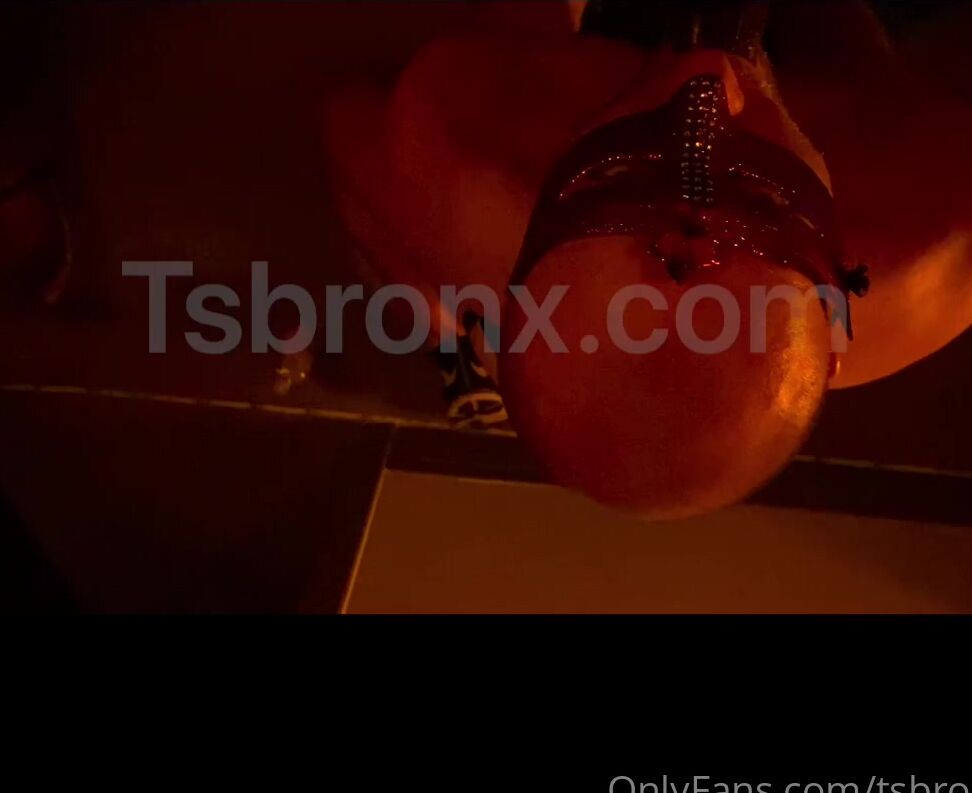tsbronx-19-06-2020-446665749-my-white-sub-wanted-his-throat-gaped-for-blm-