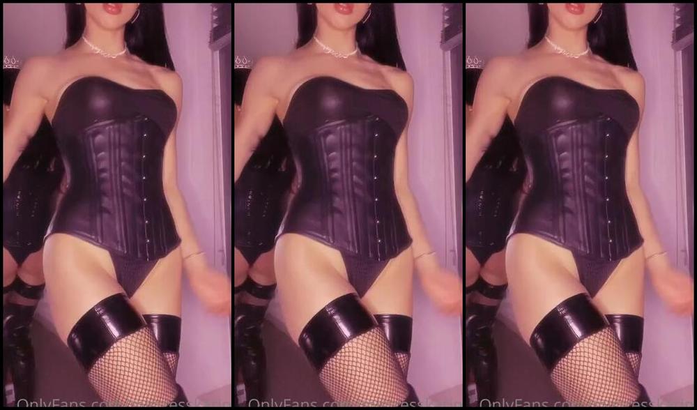 Karina Kalashnikova Nicknamed Mistresskarina Onlyfans I Don T Need You For Anything And That S Why You Want To Give Me Everything T