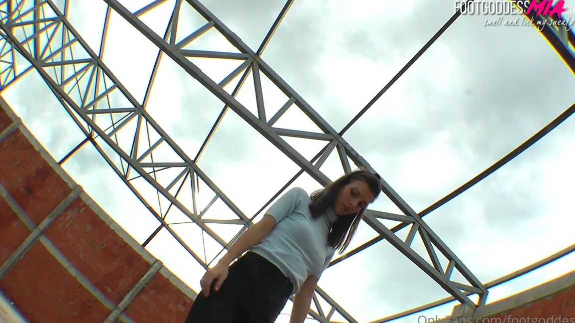 Footgoddessmia Onlyfans Dusty Feetp