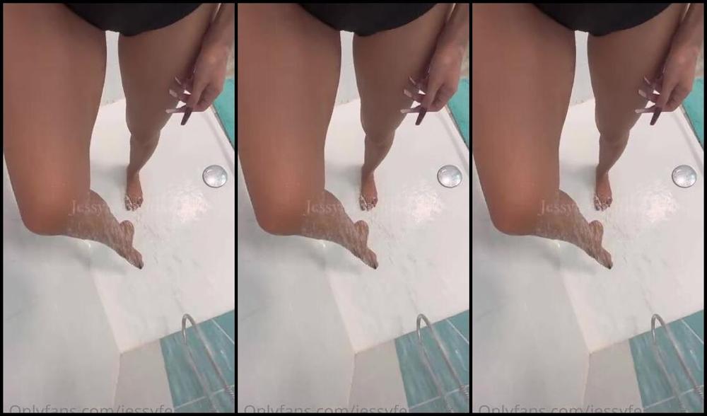 Jessyfeetparis75 Onlyfans La Vido Du Lundi Soir Une Bonne Gicle En Imaginant Mes Pieds Succulents Dans Ta Bouche