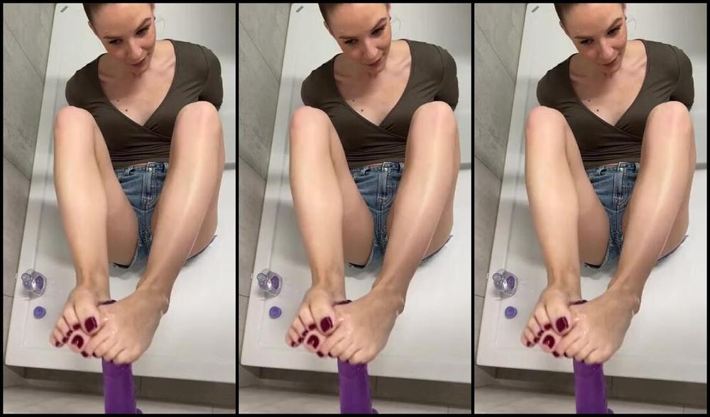 Tinsleyteaser Onlyfans Pov Footjob On Dildo 5Mins Let Me Tease That Hard Cock Using My Toes And My Arches Only I Want Iqb