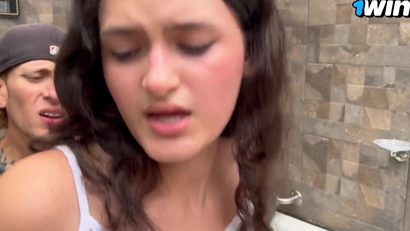 "Silvye Abou" Colombia, Bucaramanga, Porno Hd, Full Hd Porn, Porno En Espanol, Sara Films, Amateur, Hotel Employee, Jacuzzi Amateur, Big Cock, Blowjob, Deepthroat, Doggystyle, Hard Missionary Fuck, Creampie, Latina, Suggest Silvye Abou Empleado de gr