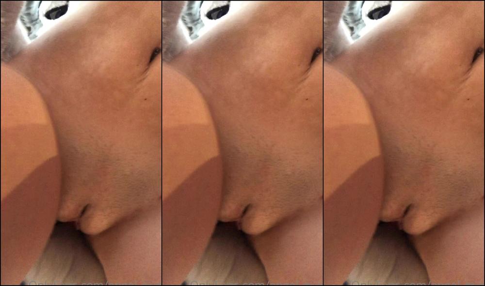 Angel Pups 146126165 I Can T Get Enough Of This Vixen 02 25De1B73 3015 41C4 Ae43 D17921Aafd3A