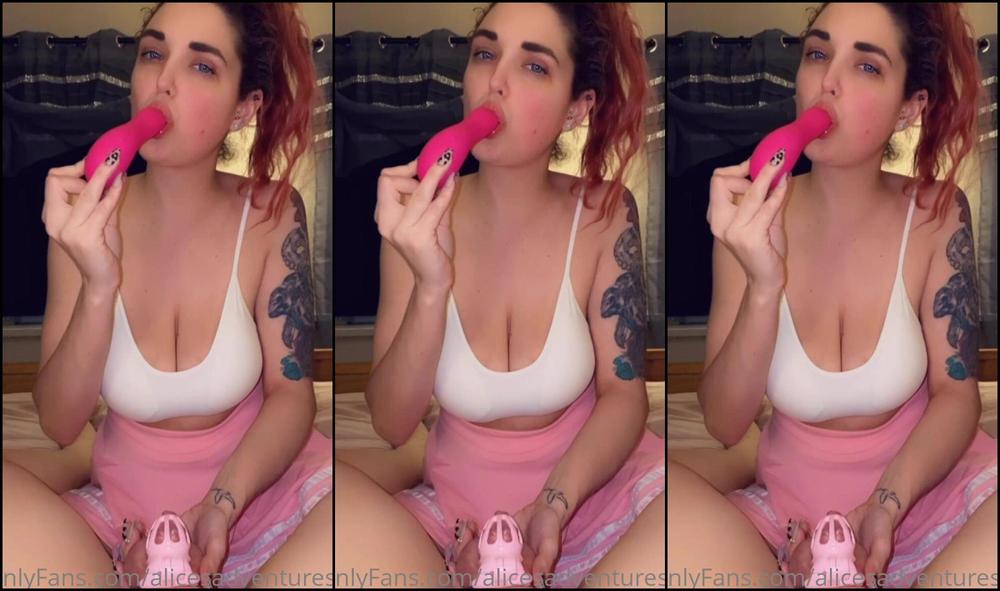 Alicesadventuresinfemdom Little Clitty S Deserve To Be Locked And Limp Forever