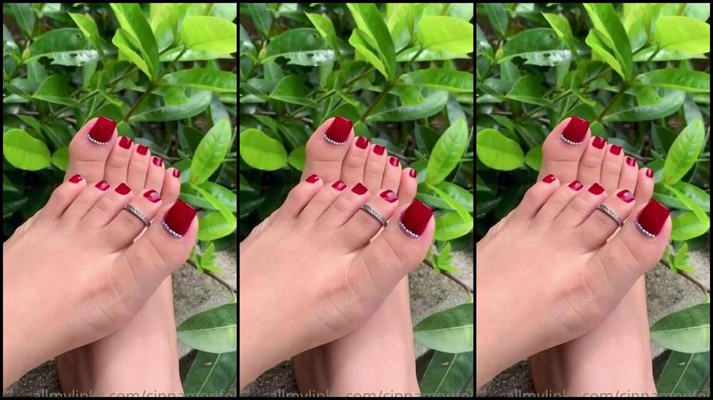 Goddess Cinnamon Aka Cinnamonfeet2 Onlyfans Waiting For You To Worship My Feet