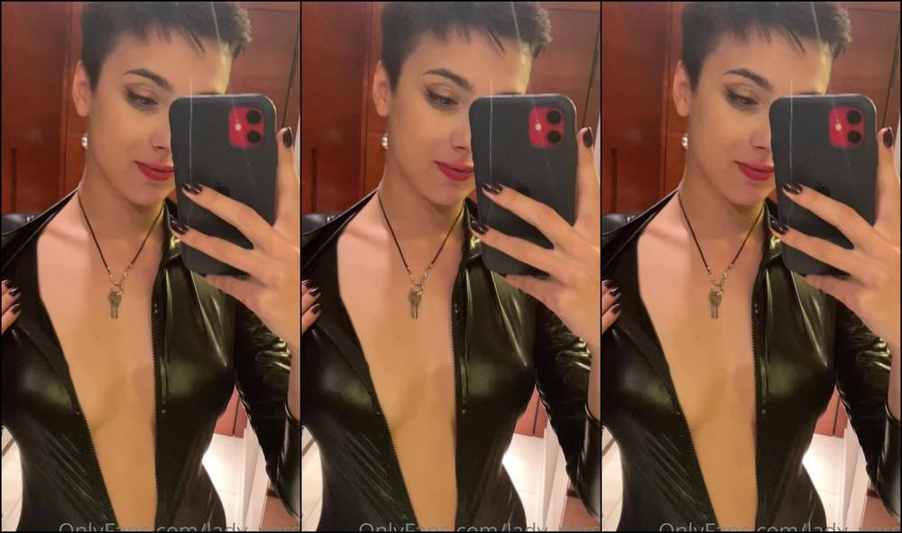 Lady Perse I Love Begin Key Holder