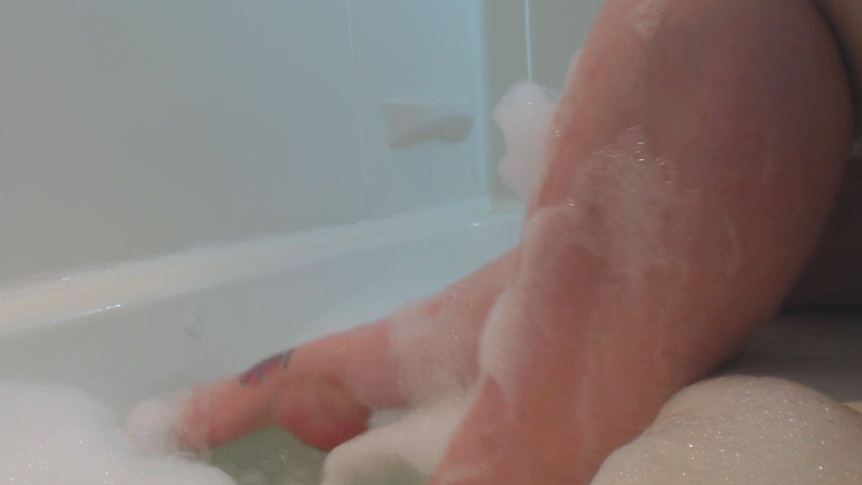 Kyra Effing Kane Bubblefeets