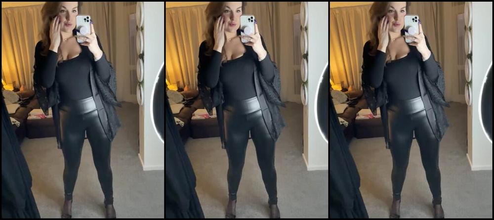 The Queen Of Sole Aka Missesdiscreets Onlyfans I Love How I Look In Black 4