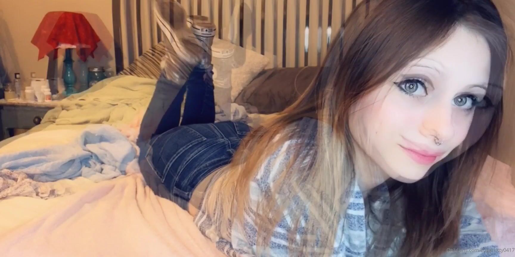 Honeysmoney 208171550 04 02 2020 Dirty Converse Tease Lick My Spit Off My Shoes Loser