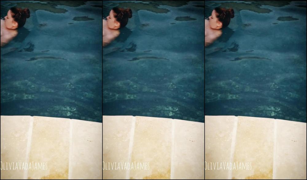 Oliviavadajames Sexy Swim And Squirt