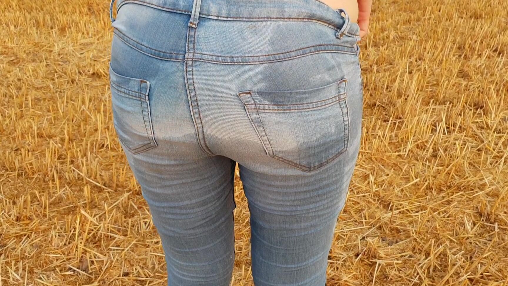 Fetish, Fetish Art, Foot Fetish, German, Toilet Fetish melina mad public p--ing in jeans and foot fetish ManyVids