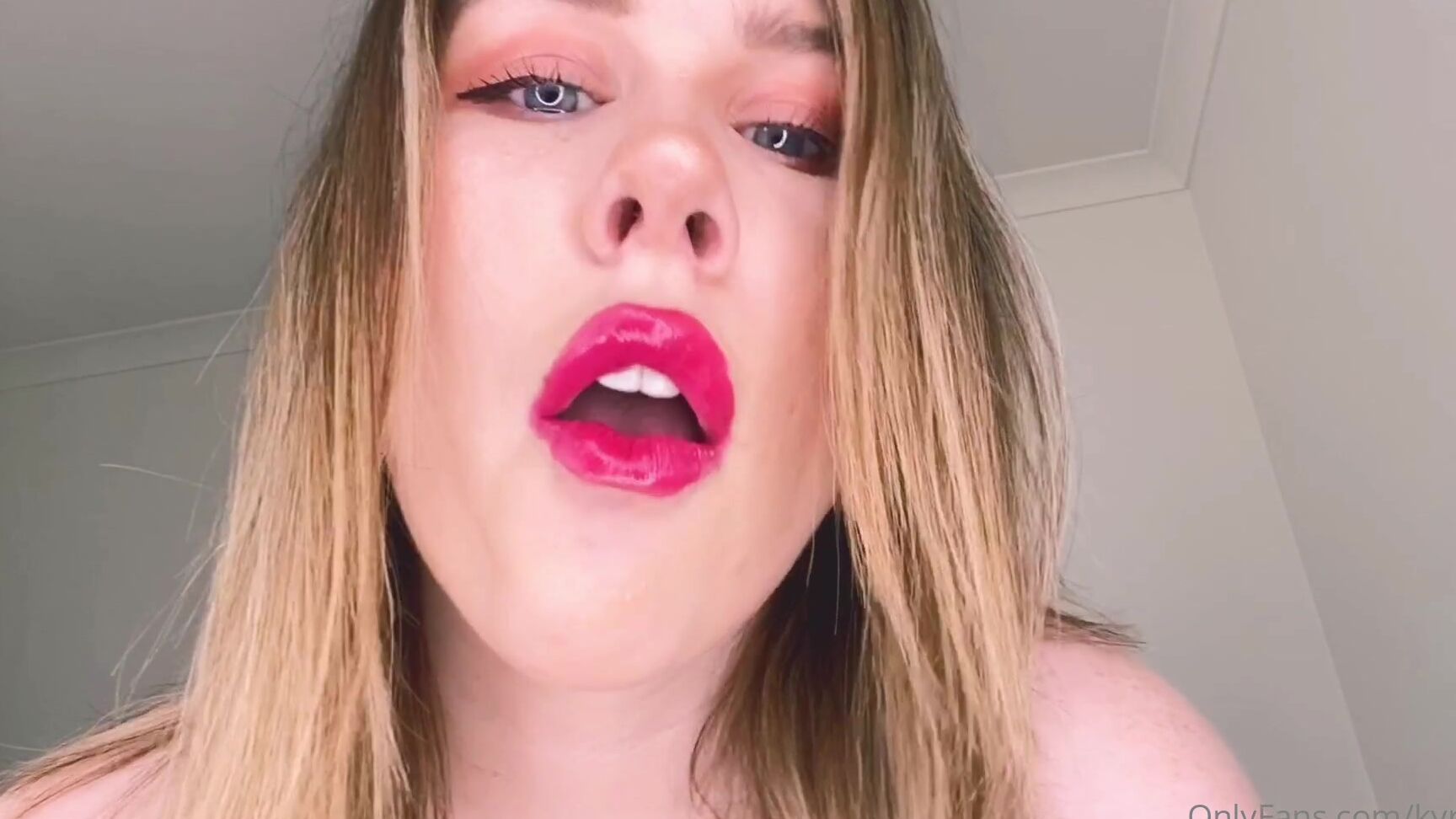 Kyrafae Giantess Custom Video