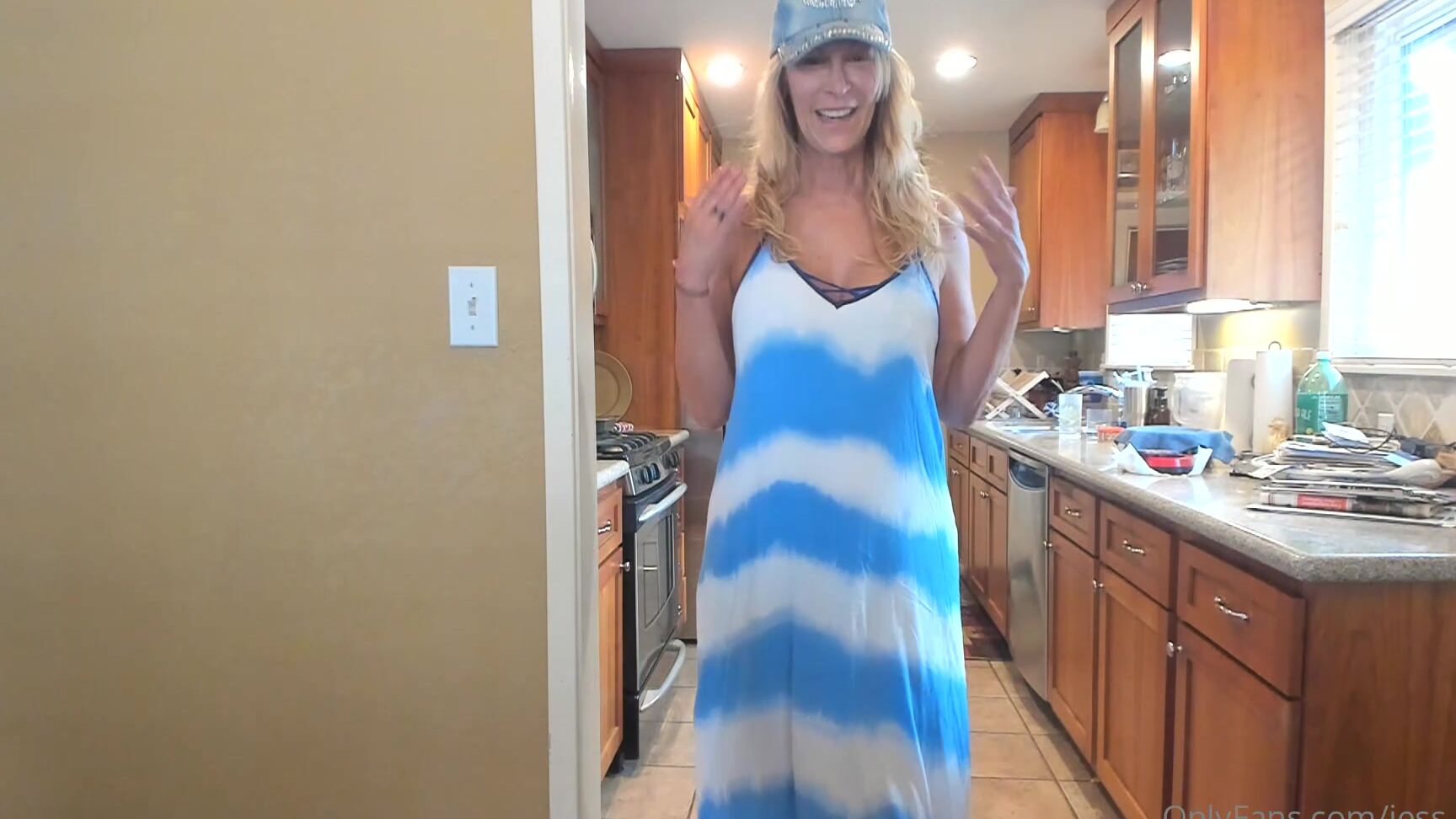 Jess Ryan Part Bikini Show The Camera Didn T Like Being Ou