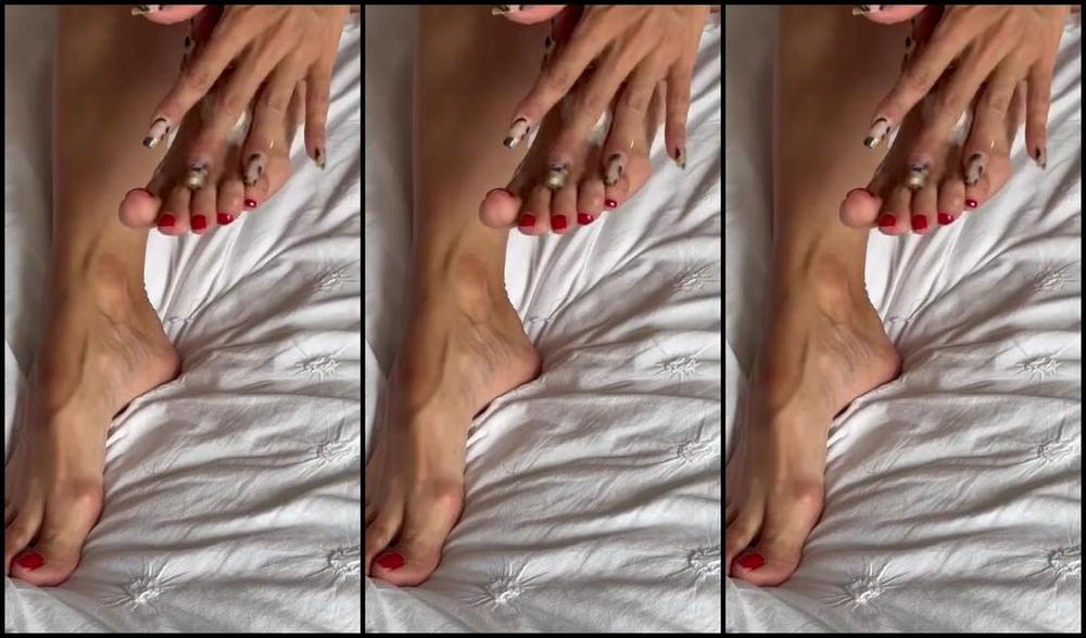 Heels Of Mine Nicknamed Heelsofmine 07 13 2023 Onlyfans Video Would You Like To Massage My Feet For Me