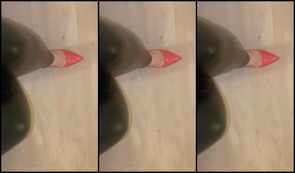 Miss Harriet Nicknamed Redtoes Onlyfans Happy Thursday