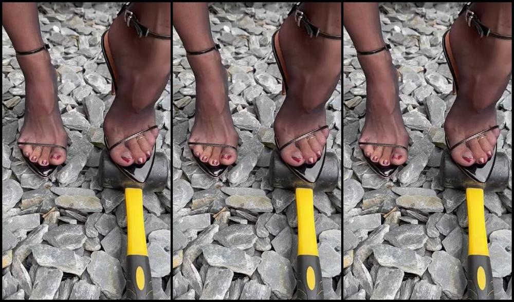 Heels Of Mine Nicknamed Heelsofmine 08 03 2023 Onlyfans Video Would You Work For Me If I Could Come To Inspect You Like That