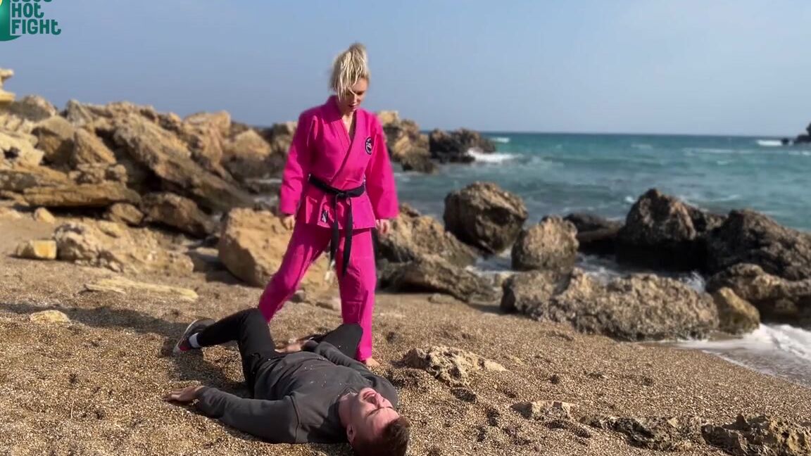 Just Hot Fight Karate On The Beachp