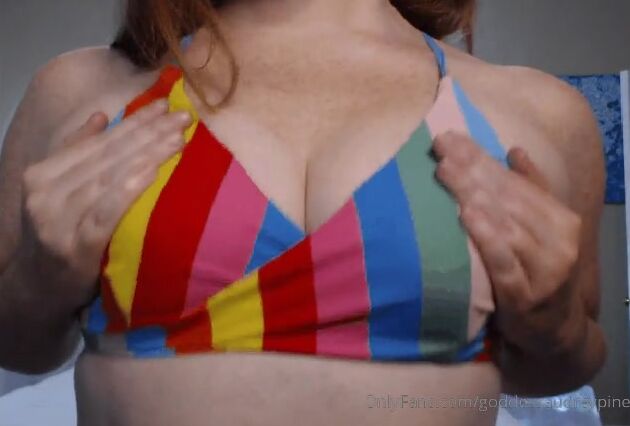 Goddessaudreypine Say Hello To My Big Voluptuous Period Titties